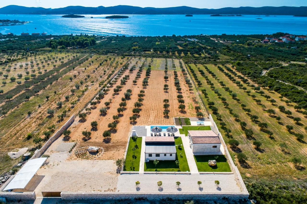Estate Villa Duo Biograd Na Moru Exterior photo