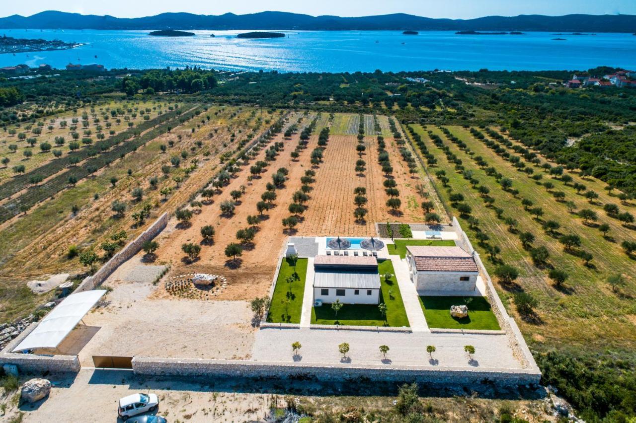Estate Villa Duo Biograd Na Moru Exterior photo